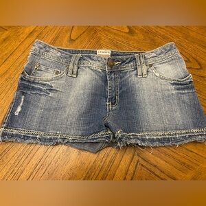 No Boundaries Denim Shortie Short Jean size 13